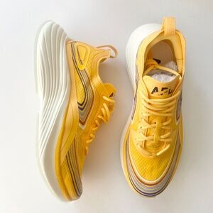 APL streamline sneakers